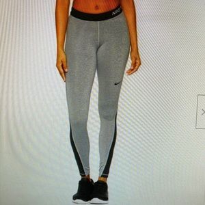 Nike Women’s Pro Warm Training Tights Gray/Black